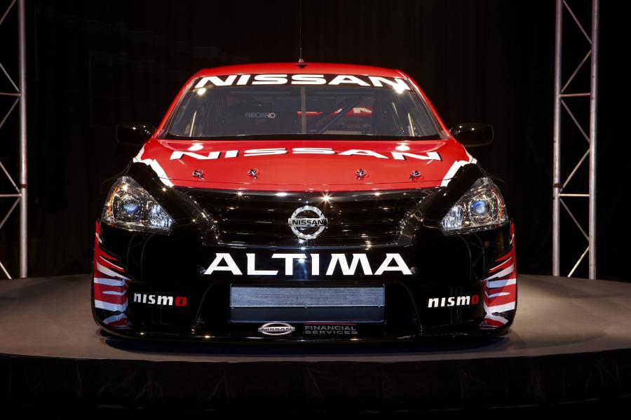  Nissan Altima V8 Supercar 2013 года  (фото 10 из 38)
